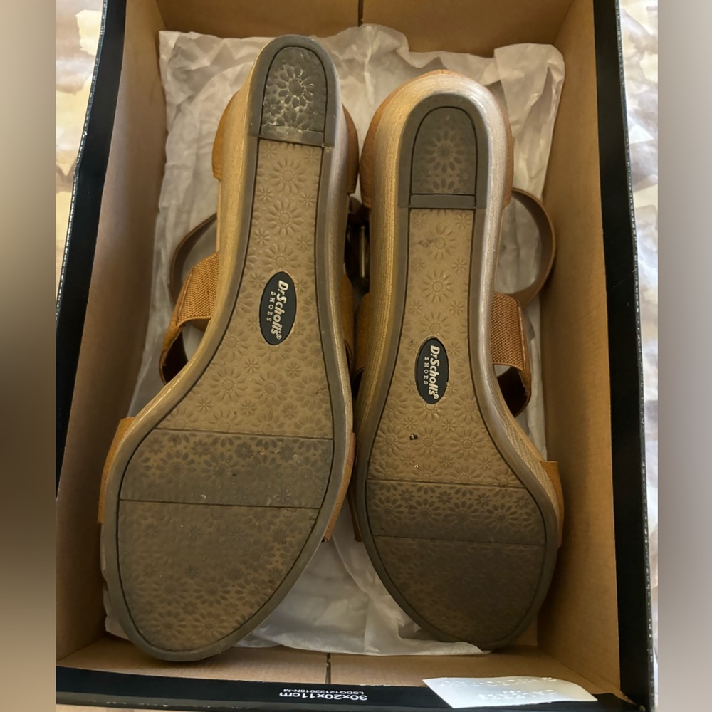 WORN ONCE - Dr. Scholl’s Wedge Sandal - Picture 3 of 6